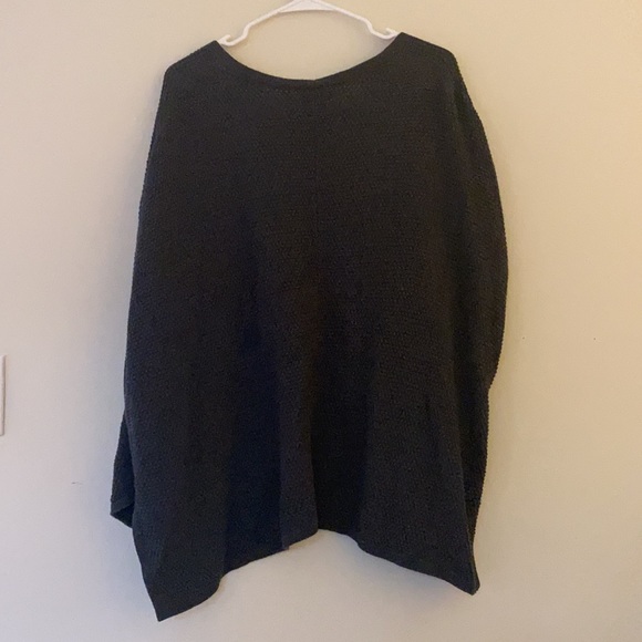 Old Navy Short Sleeve Dark Gray Sweater - Picture 2 of 2
